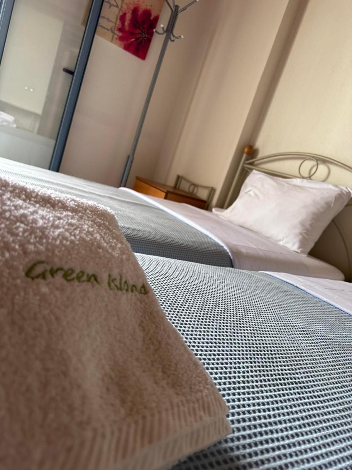 Green Island Studios Skála Стая снимка