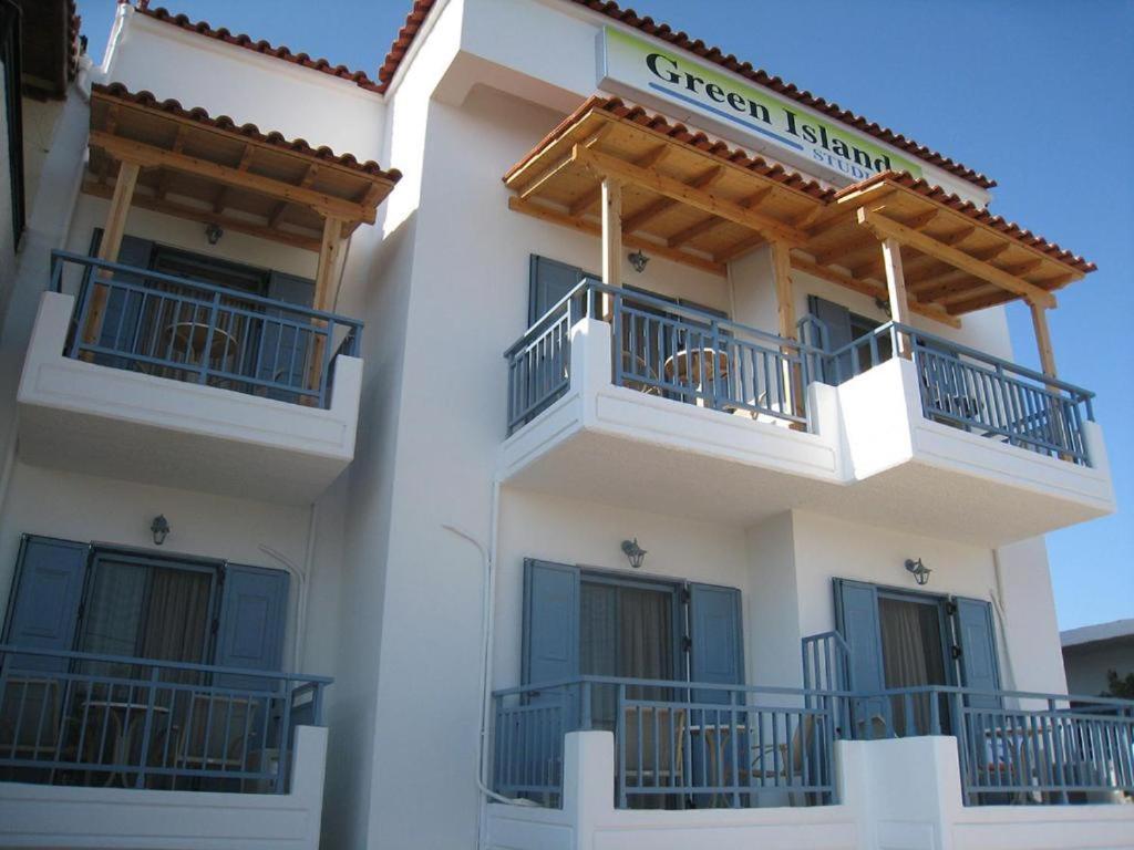 Green Island Studios Skála Екстериор снимка