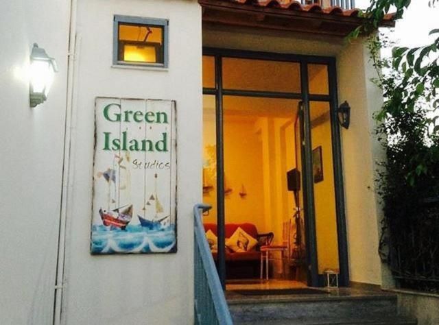 Green Island Studios Skála Екстериор снимка